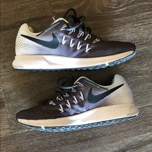 Nike tennis shoes for sale